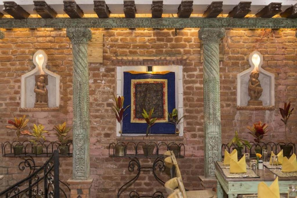 Heritage Hotel Suites And Spa Pokhara Exterior foto